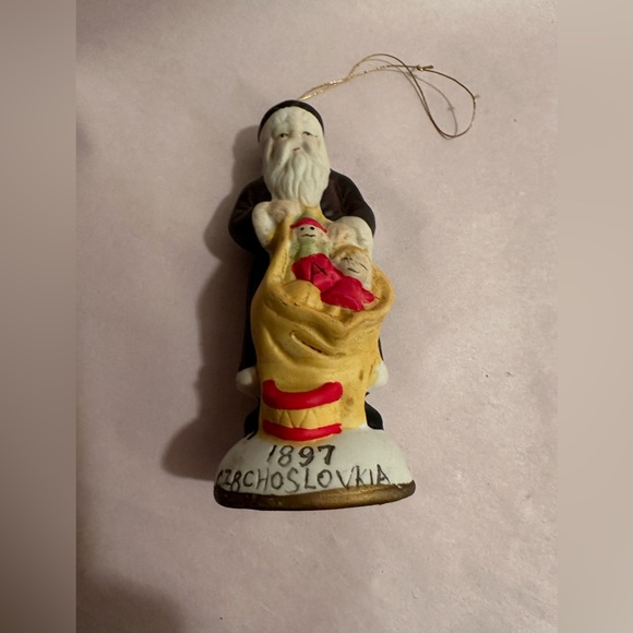 Vintage Santas From Around the World Dated Christmas Bisque Figurine - Picture 1 of 4